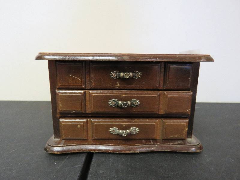 Jewelry Box