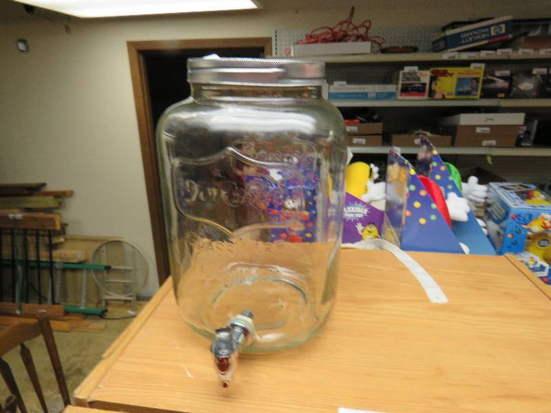 Ice Tea Dispenser