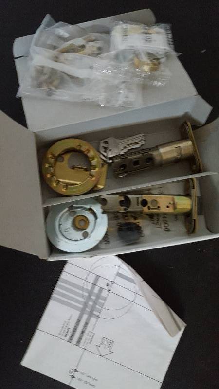 Kwikset Front door handle and bolt lock