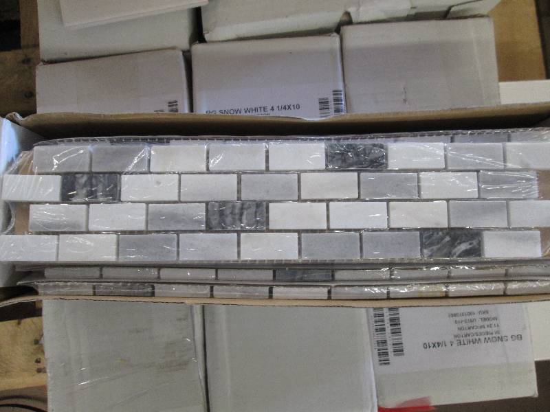 10 piece accent tile...