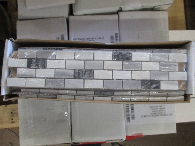 10 piece accent tile...