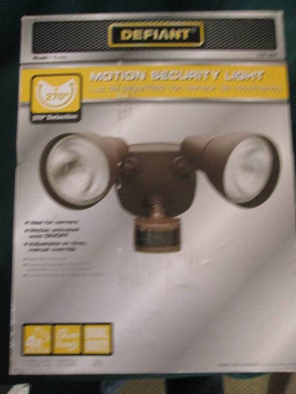 defiant motion security light looks...