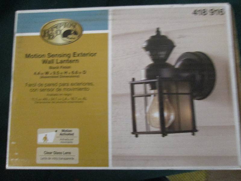 Hampton Bay motion sensing exterior...