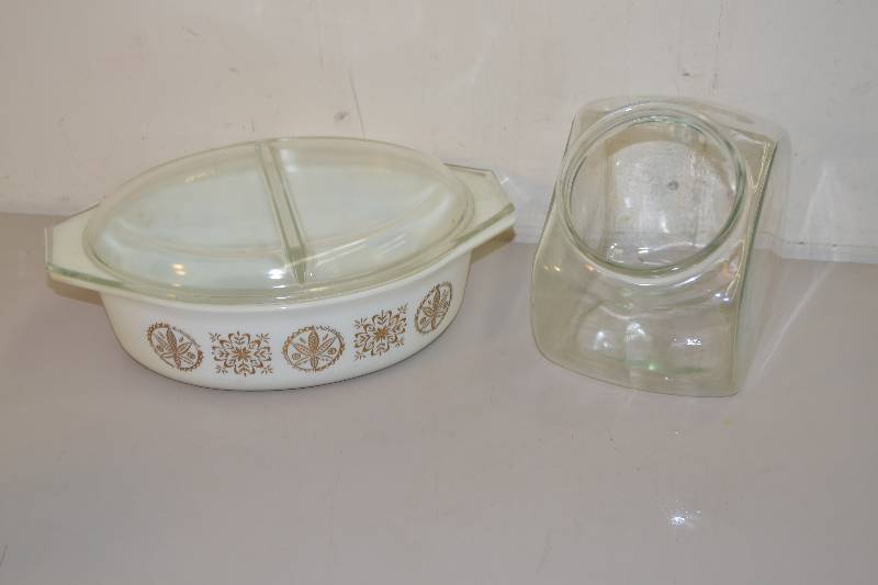 Pyrex Casserole Dish