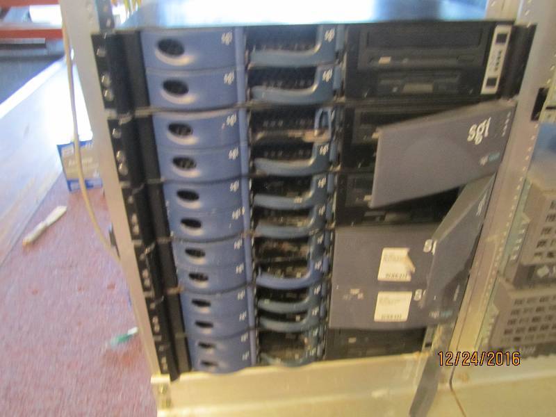 lot 4 image: Lot of 6 SGI 1200 drives with some ...