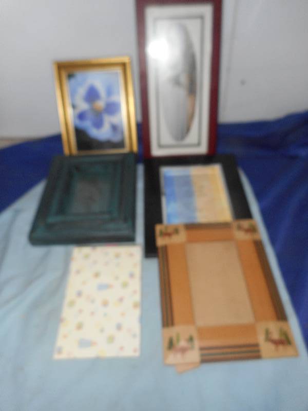 PICTURE FRAMES