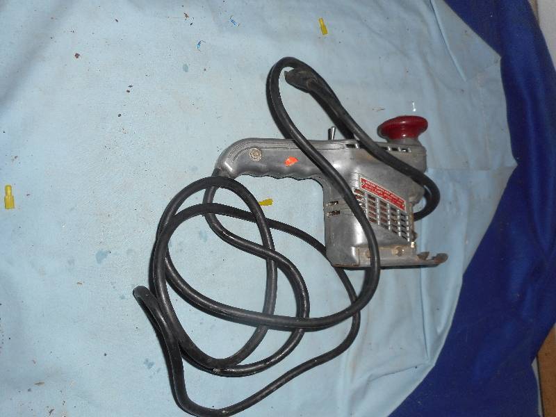 VINTAGE SABOR SAW