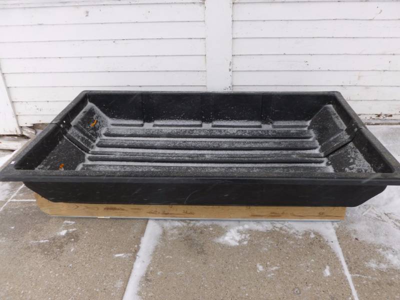 lot 2 image: Ice Fishing Sled