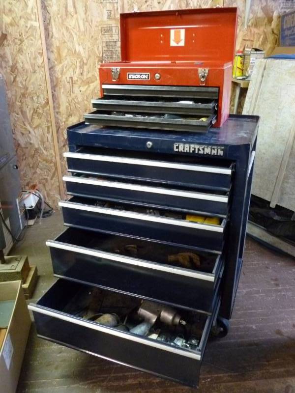 lot 3 image: Portable Tool Chest
