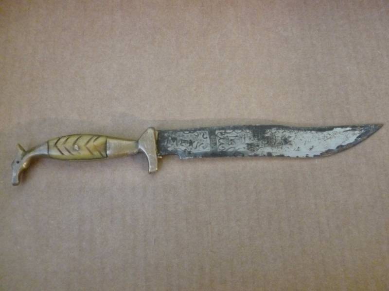 lot 16 image: Vintage Brass