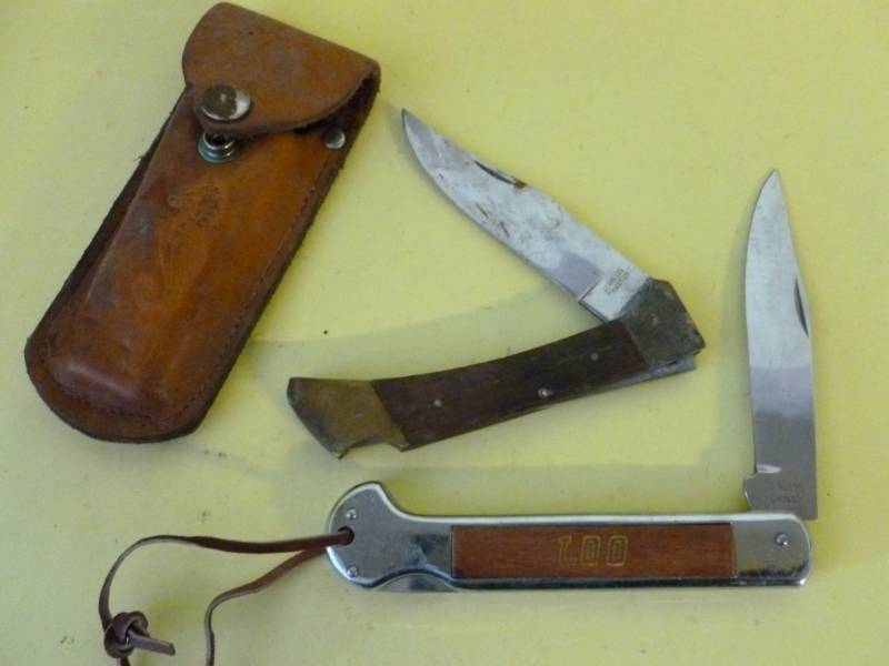 lot 35 image: Hunting Knifes