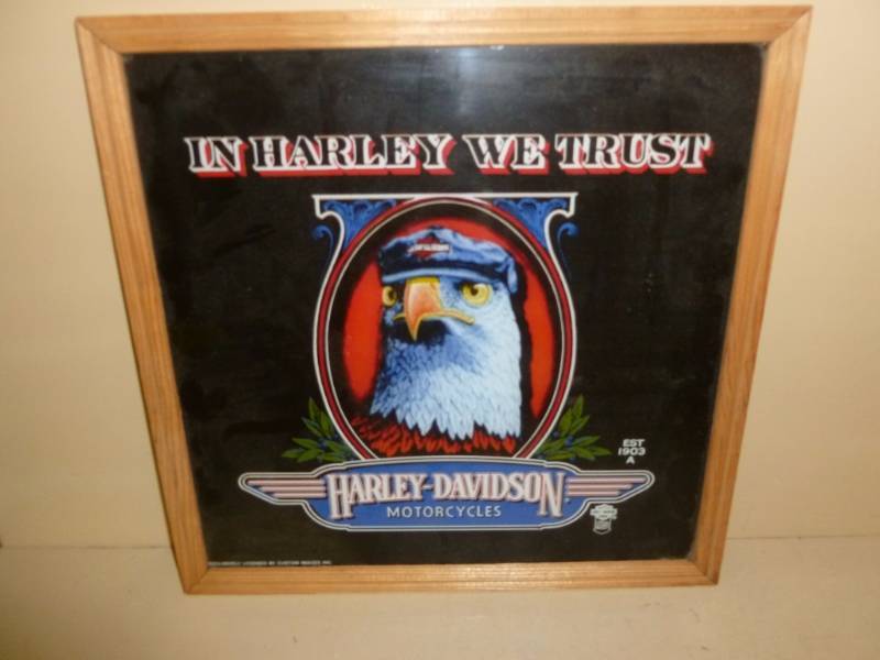 lot 59 image: Harley Davidson Collectible
