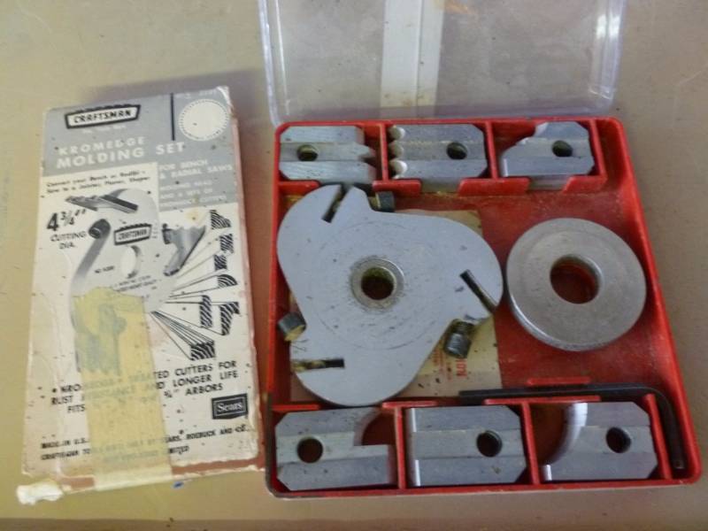 lot 105 image: Tools