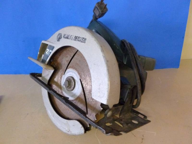 lot 114 image: Circular Saw