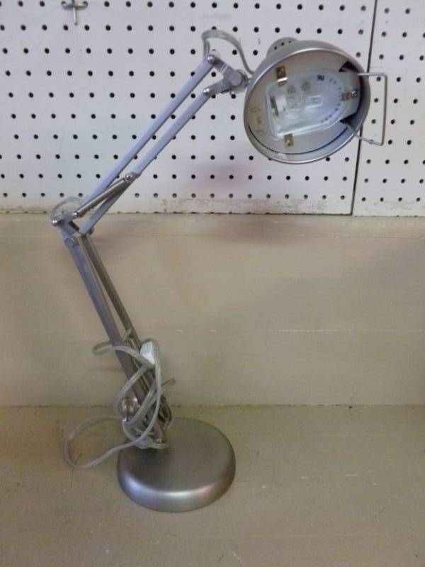lot 158 image: Desk Lamp