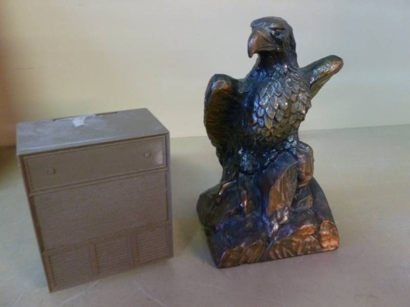 lot 164 image: Coin Banks