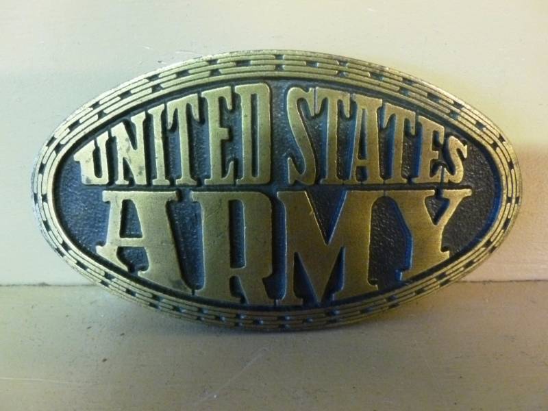 lot 183 image: Belt Buckle