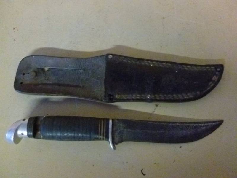 lot 185 image: Vintage Knife