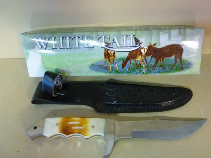 lot 186 image: Knife