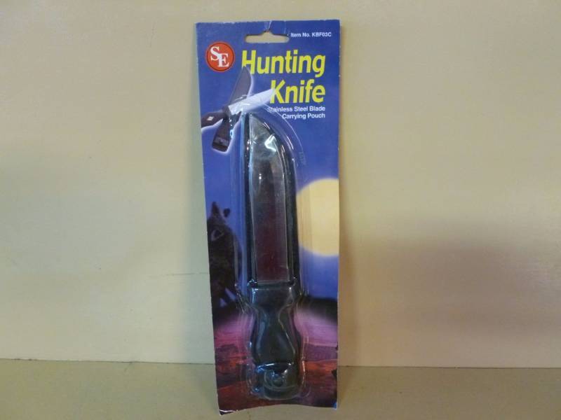 lot 189 image: Hunting Knife