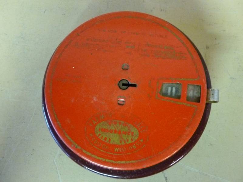 lot 197 image: Vintage Coin Bank