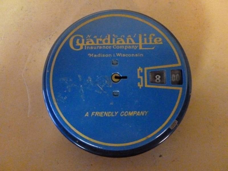 lot 200 image: Vintage Coin Bank