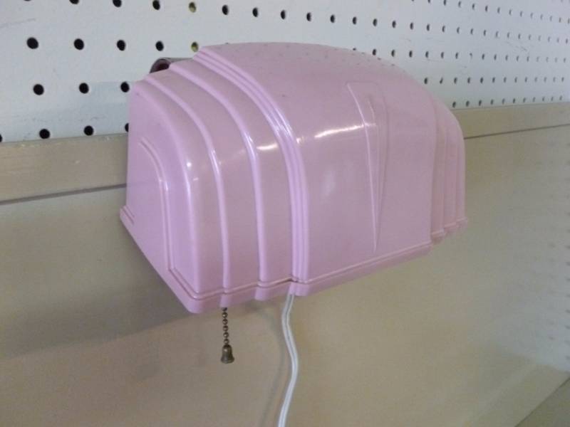 lot 221 image: Vintage Light