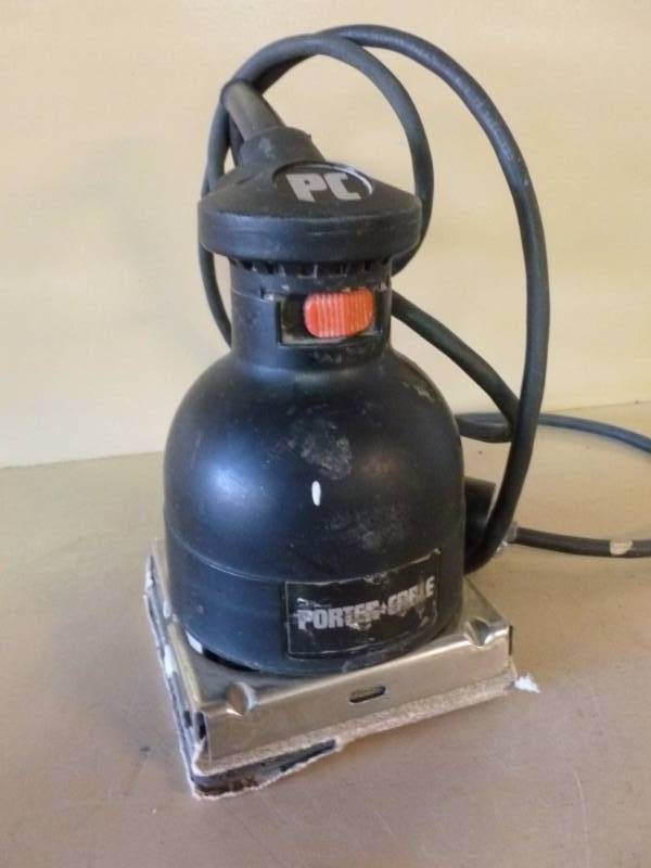 lot 225 image: Porter Cable Sander