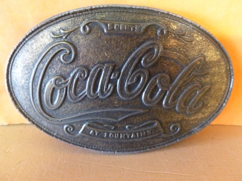 lot 261 image: Belt Buckle