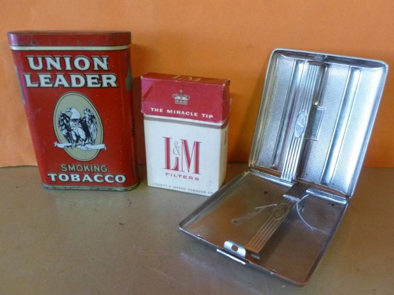 lot 266 image: Vintage Tobacco Can