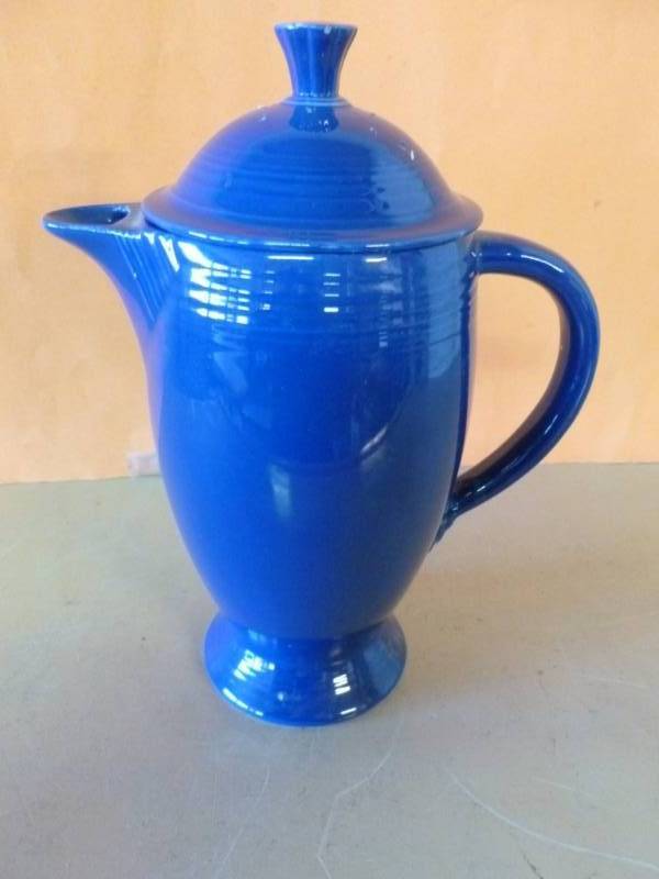 lot 276 image: Fiesta Ware