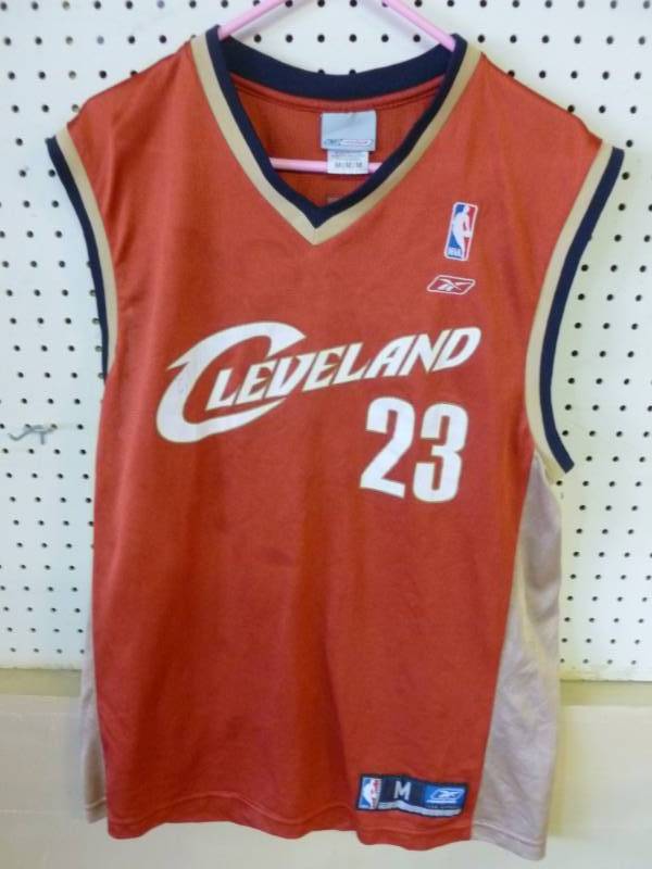 lot 287 image: Sports Jersey