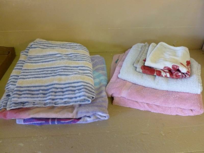lot 289 image: Towels