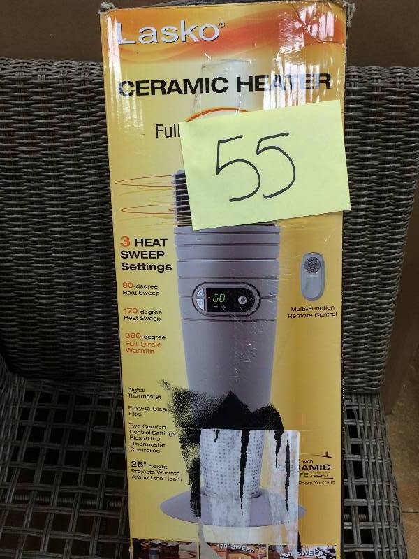 lot 55 image: Lasko 6462 Full Circle Ceramic Heater with Remote