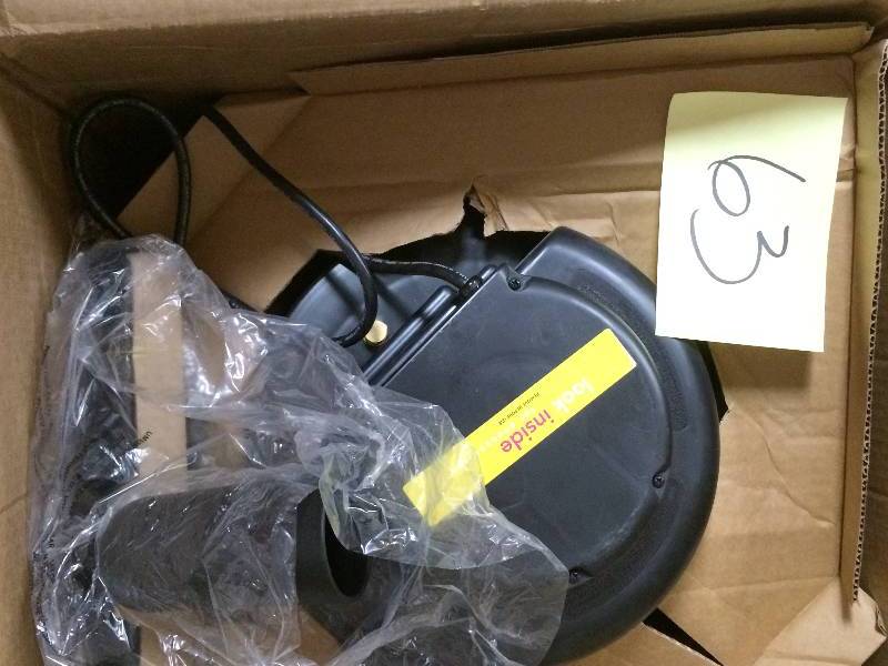 lot 63 image: Dustless Technologies 16 Gal. HEPA WetDry Vacuum open box never used