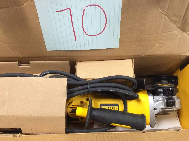 Dewalt 120-Volt 4-12 in. x 6 in. Corded Angle Grinder with Trigger Grip Never used