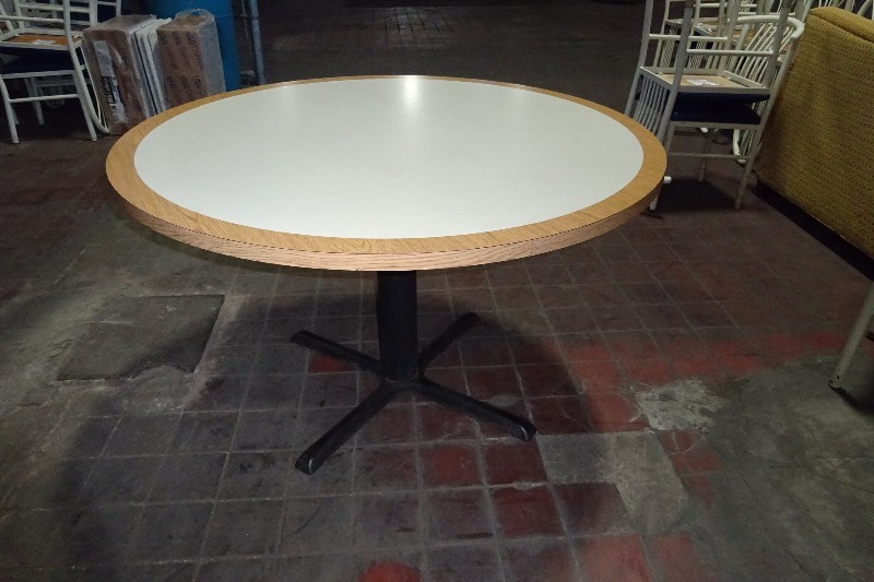 48 Round Table