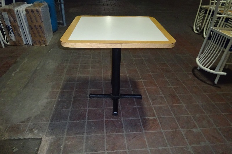 30 Square table