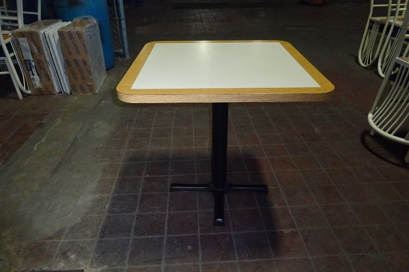 30 Square table