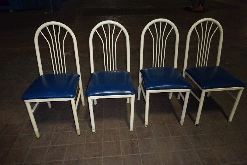 Set of 4 chairs