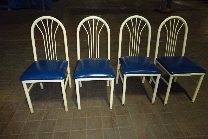 Set of 4 chairs
