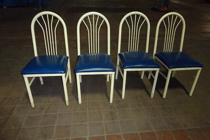 Set of 4 chairs
