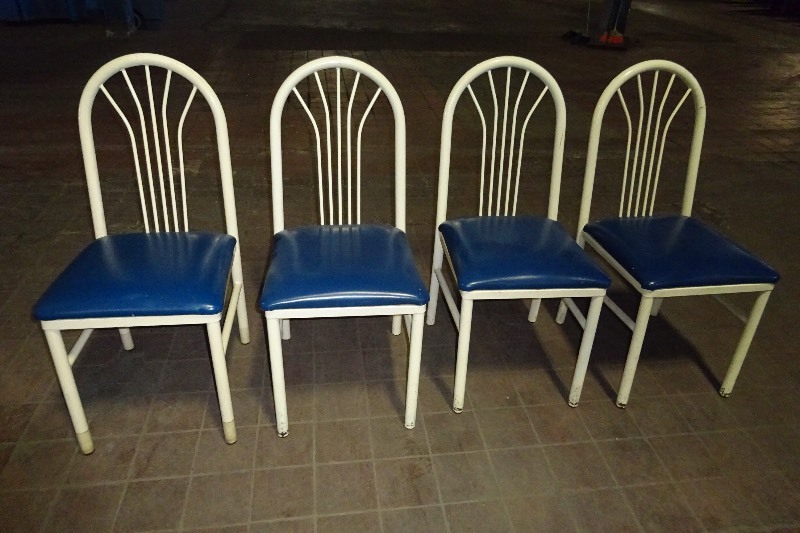 Set of 4 chairs