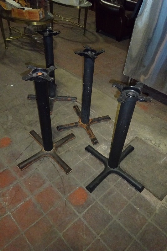 Table legs and chair cushions