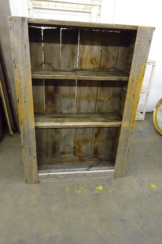 lot 16 image: Wood rustic cabinet