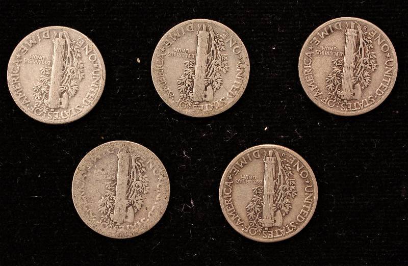 lot 09 image: GROUP OF 5 MERCURY SILVER DIMES AS PICTURED