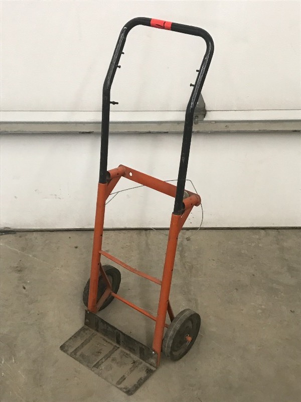 lot 27 image: 2-Way Steel Floor Dolly ...