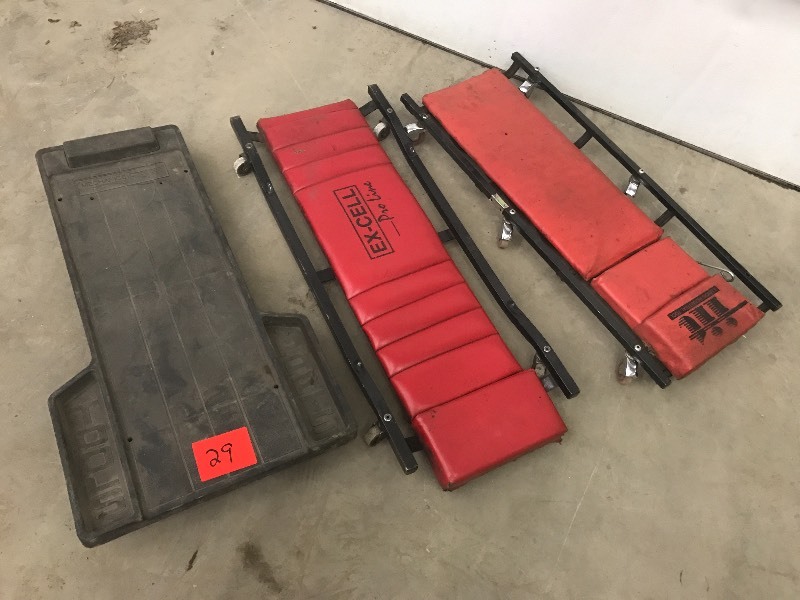 lot 29 image: Lot Of (3) Used Floor Creepers ...