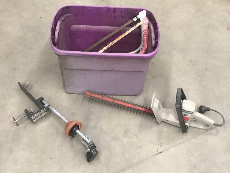 lot 57 image: Tote Of (2) Hand Saws, Hedge Trimm...