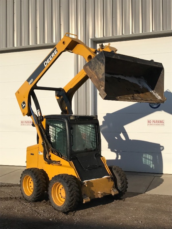 2007 John Deere 320 Skid Loader